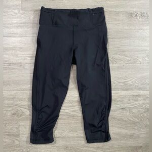 Lululemon Cropped Black‎ Leggings Size 4